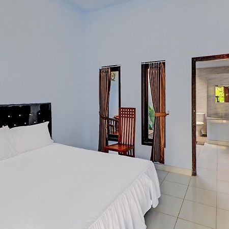 Oyo 92401 Hotel Mustika Negara  Zewnętrze zdjęcie