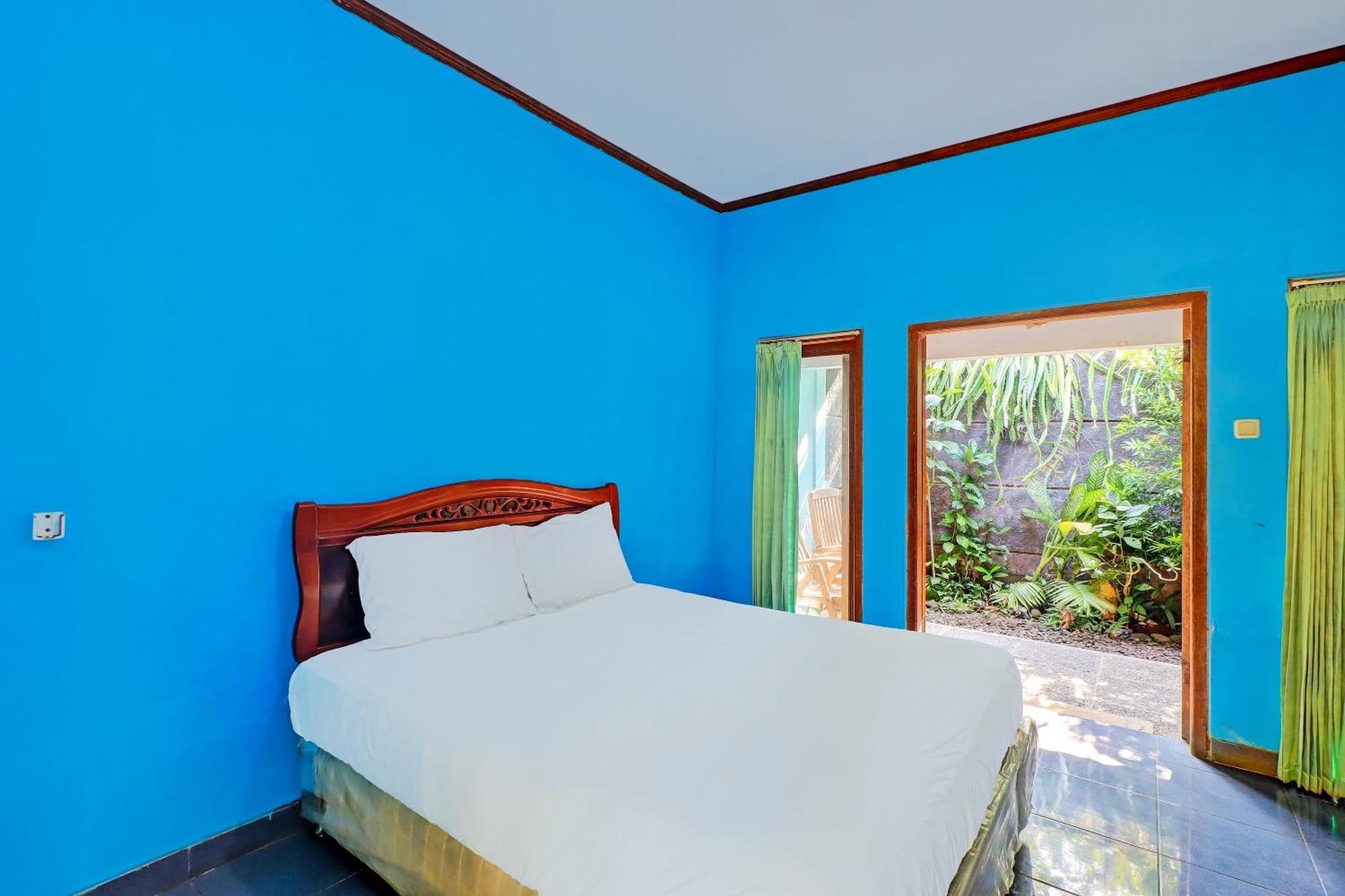 Oyo 92401 Hotel Mustika Negara  Zewnętrze zdjęcie