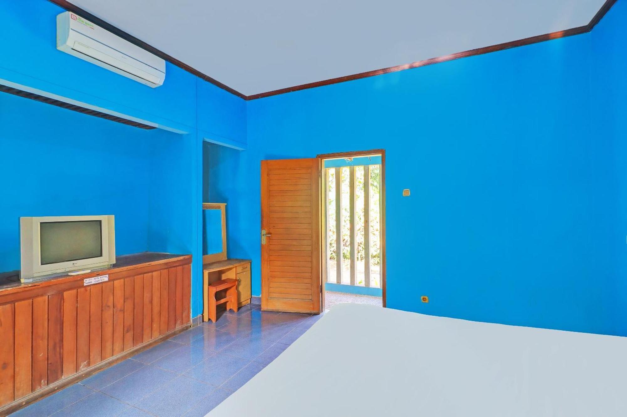 Oyo 92401 Hotel Mustika Negara  Zewnętrze zdjęcie